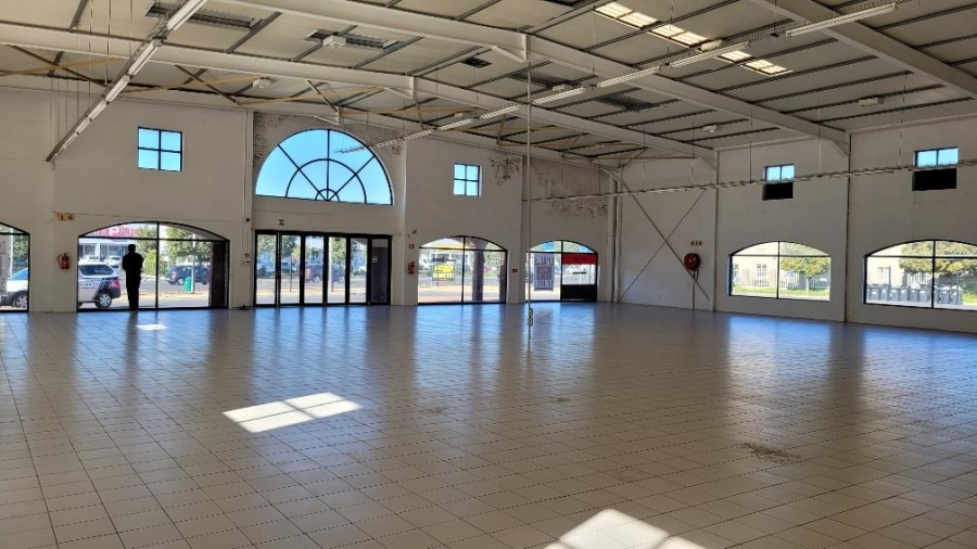 To Let Commercial Property for Rent in Parklands Western Cape